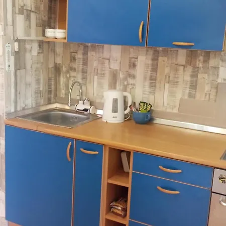 Mrcvetko Free Parking Bezanija